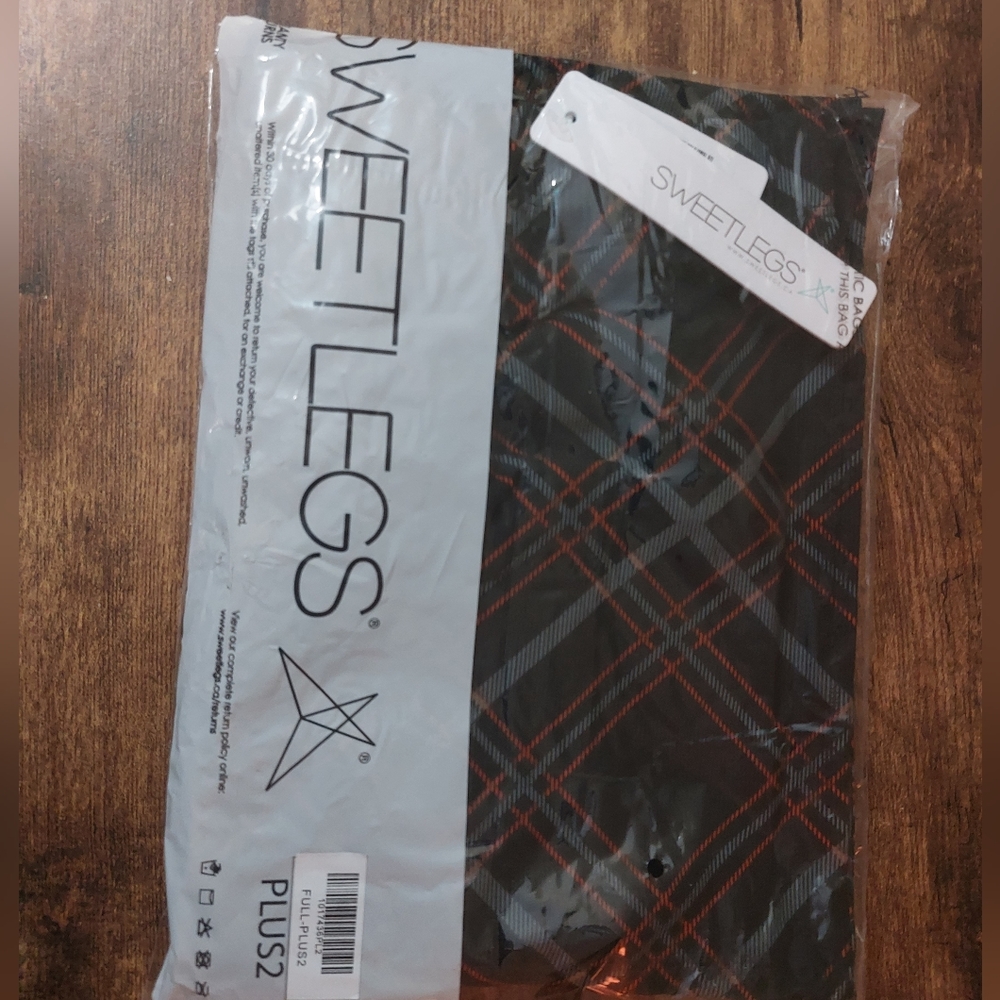 Sweetlegs Plus2 Orange You Plaid